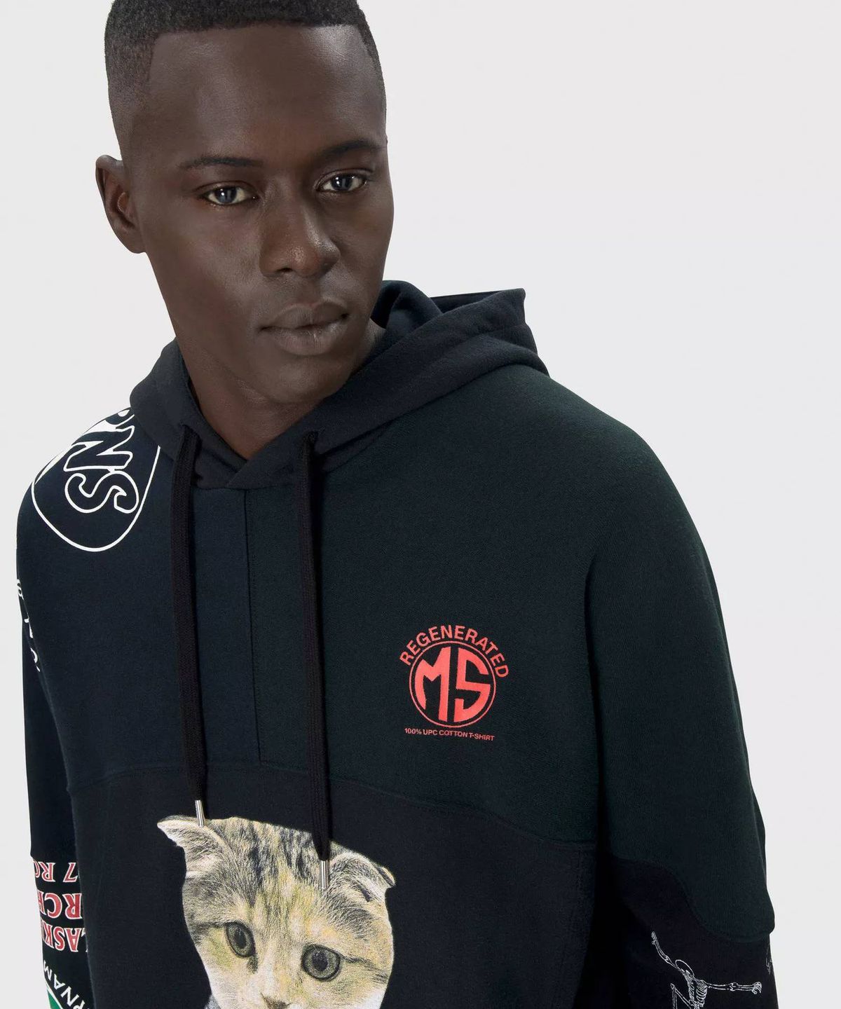 마린 세르(MARINE SERRE) (U) 리제너레이티드 그래픽 저지 후디 블랙 REGENERATED GRAPHIC JERSEY HOODIE BK99 BLACK