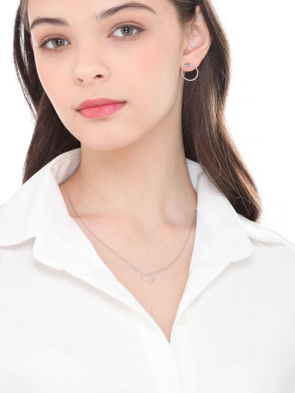 가이거주얼리(GEIGERJEWELRY) 하프 큐빅 하트 실버 목걸이 GISVNN016