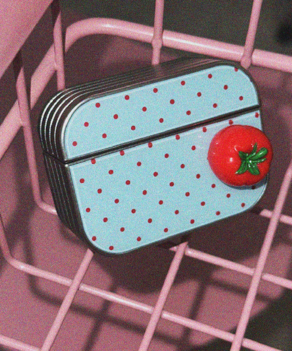 나인틴프라이데이(nineteenfriday) 3D Tomato Dot Pattern 실버 에어팟 케이스