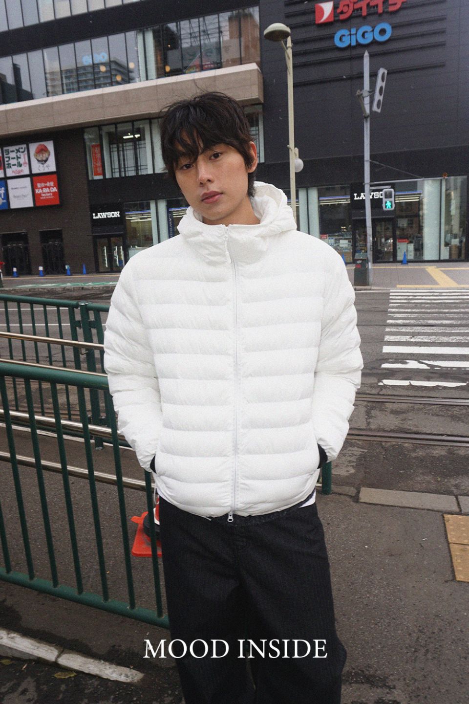 MUSINSA公式 | MOOD INSIDE ミニマル軽量フード付きパディング