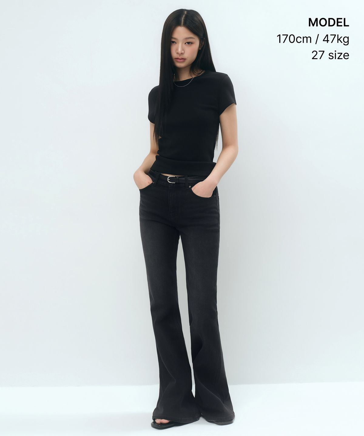 무신사 스탠다드 우먼(MUSINSA STANDARD WOMAN) [쿨탠다드] 우먼즈 로 라이즈 슬림 플레어 데님 팬츠 [워시드 블랙]