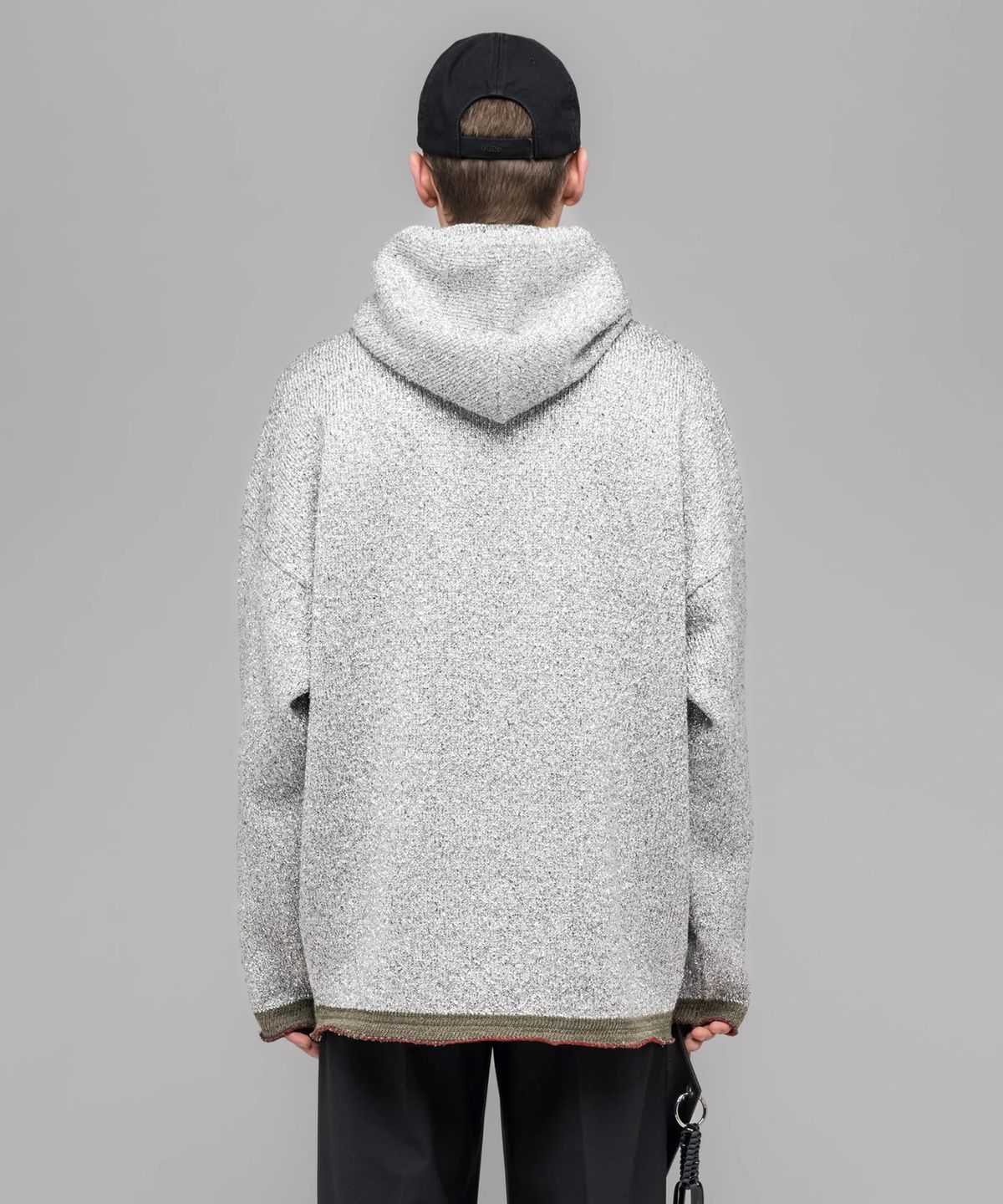 032씨(032C) (U) 메탈리카 니트 후디 SILVER METALLICA KNIT HOODIE SILVER