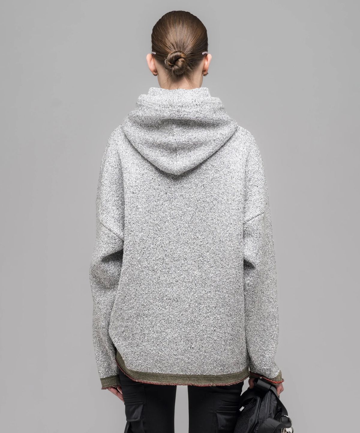 032씨(032C) (U) 메탈리카 니트 후디 SILVER METALLICA KNIT HOODIE SILVER