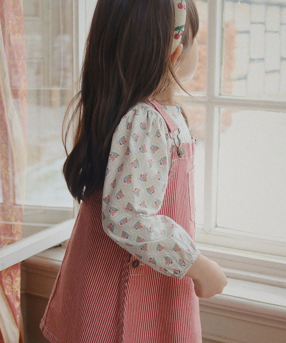 콩제슬래드(KONGESSLOEJD) 드레이 플라워 블라우스 Verona Blues