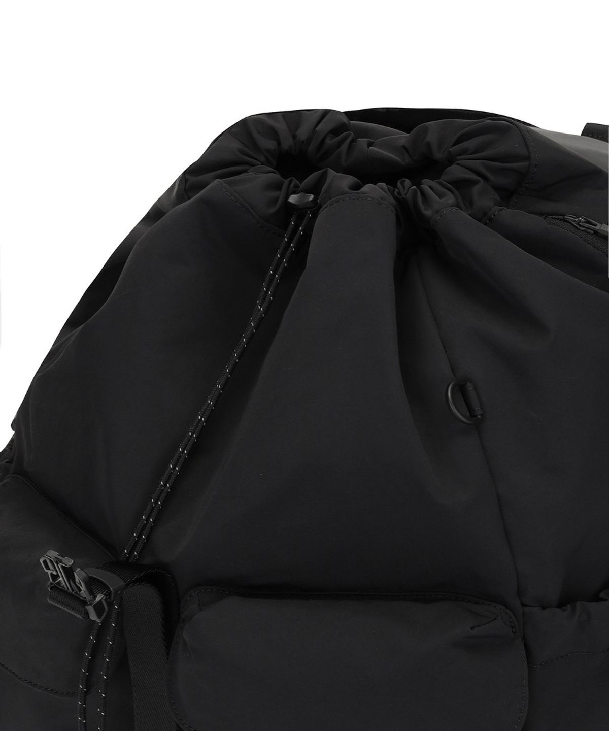 디스커버리 익스페디션(DISCOVERY EXPEDITION) 리플렉스 포켓 백팩 L (BLACK)