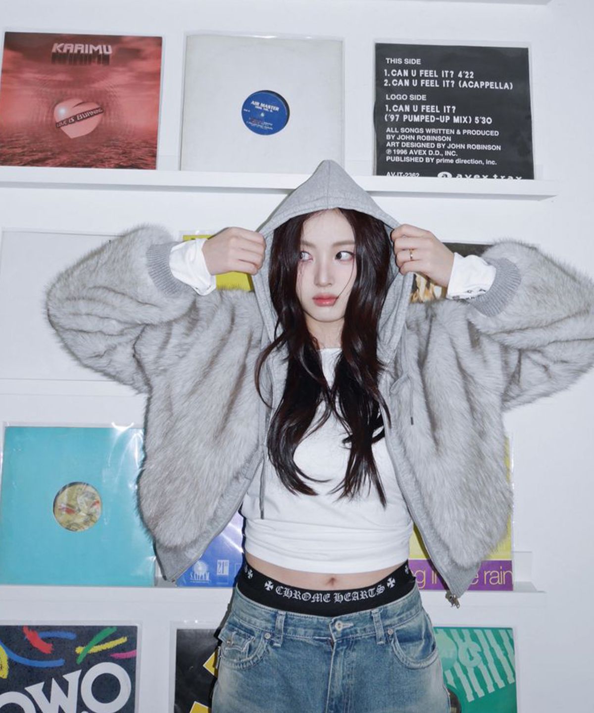 미쏘(MIXXO) 페이크 퍼 후드 집업 자켓_MIWJLG21SS