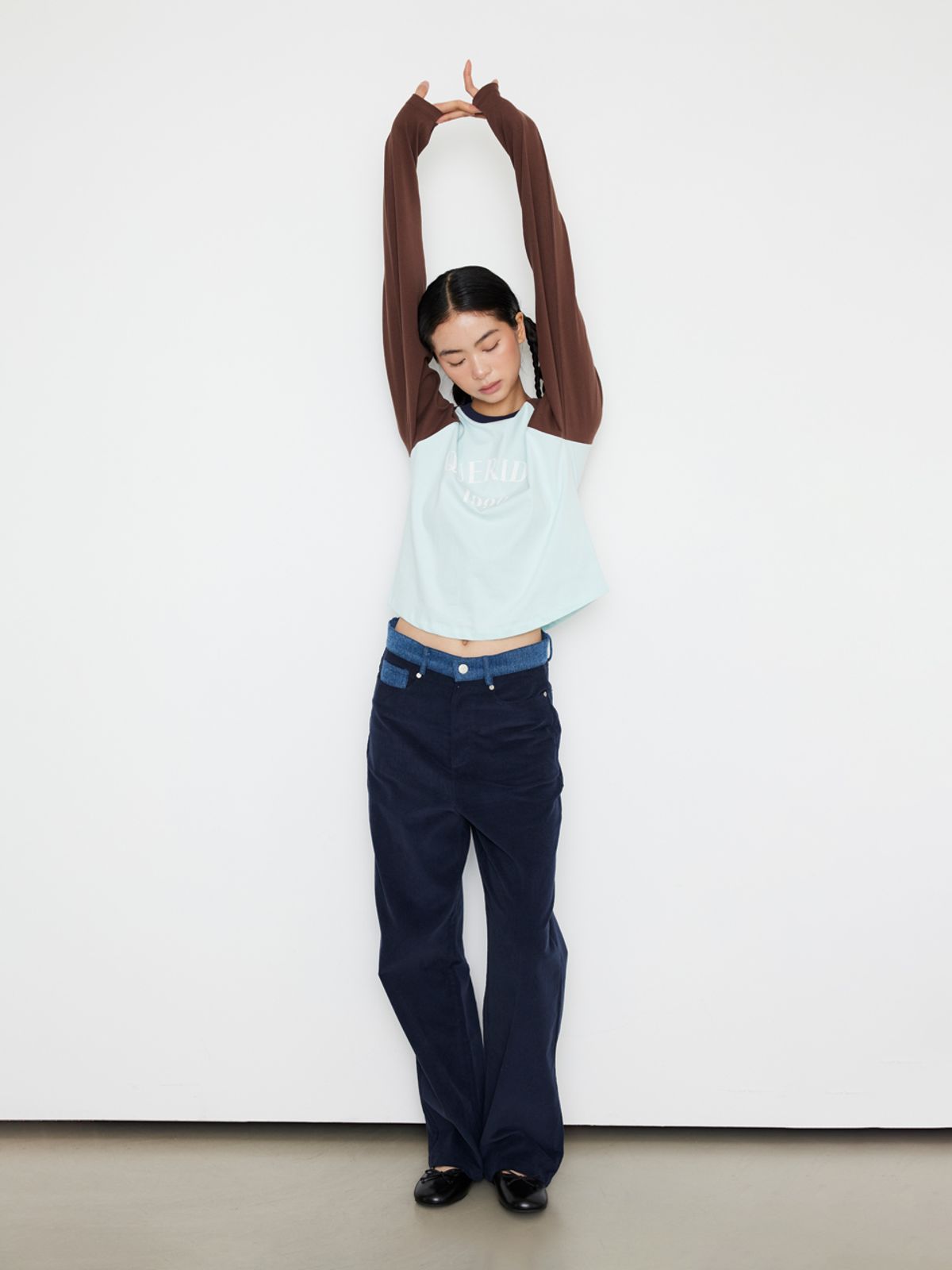 케리두(QUERIDO) 로고 래글런 배색 티셔츠 4컬러 (아이보리 그레이/블루 브라운/옐로 차콜/멜란 네이비)