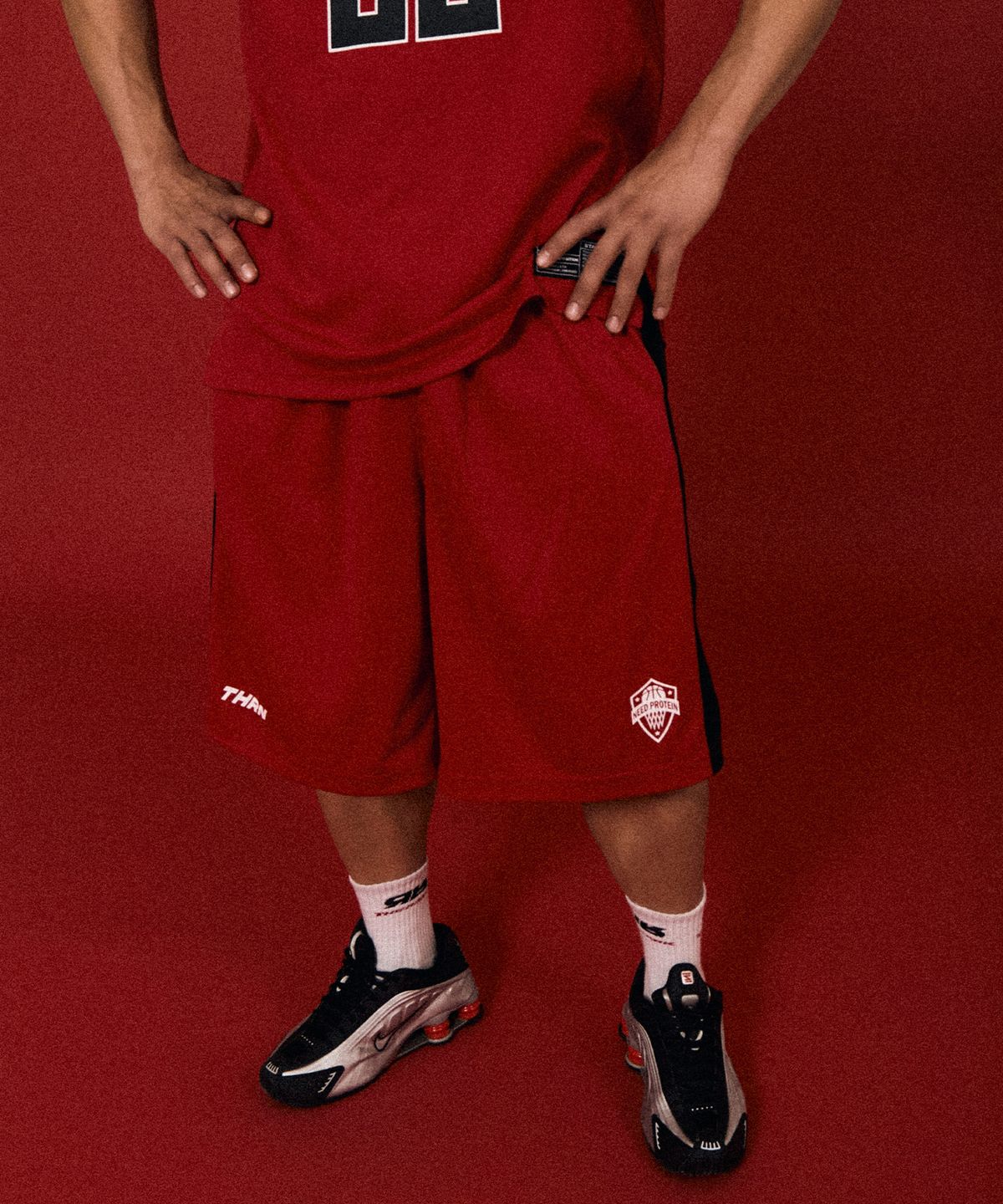 더랭크(THERANK) FORCEFIELD AIRBASE MESH SHORTS [RED]