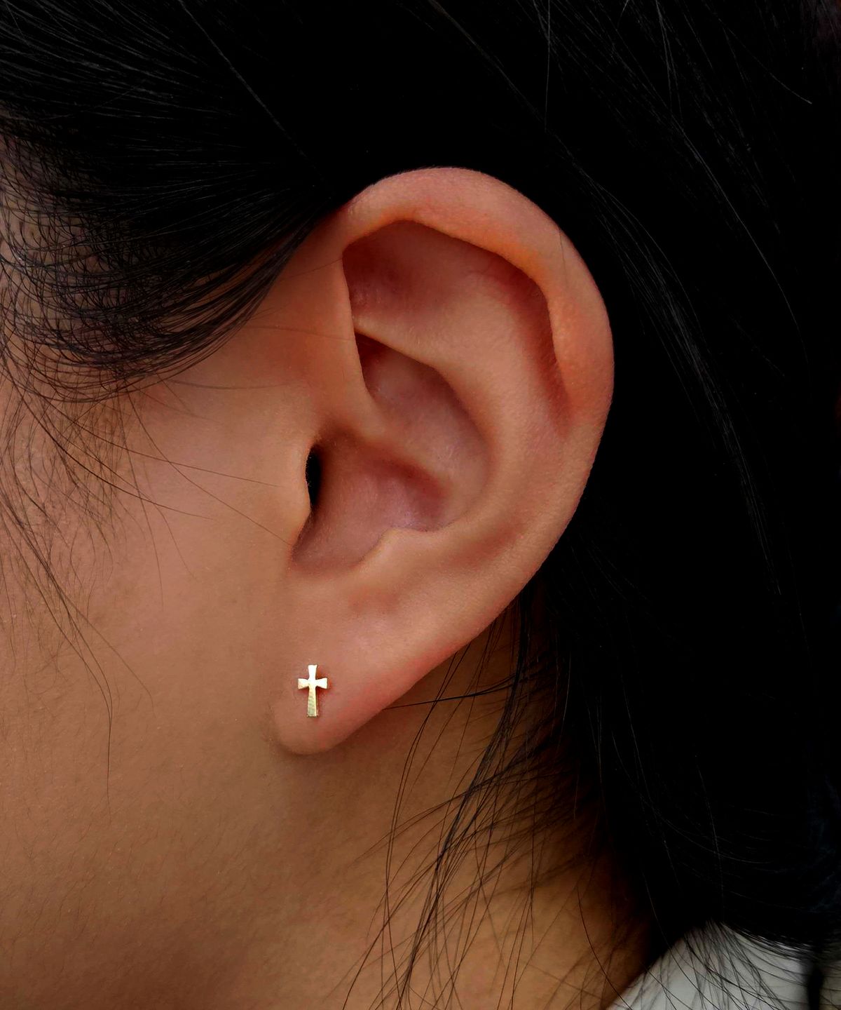엘렌쥬얼리(HELENE JEWELRY) 14K 심플 십자가 귀걸이