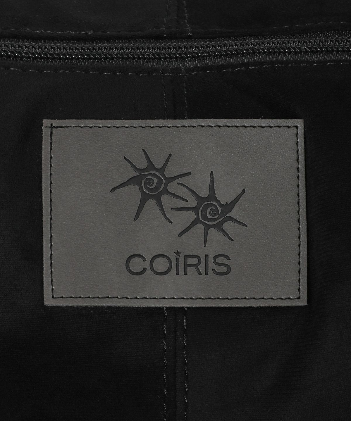 코이리스(COIRIS) 네이프 스웨이드 숄더백