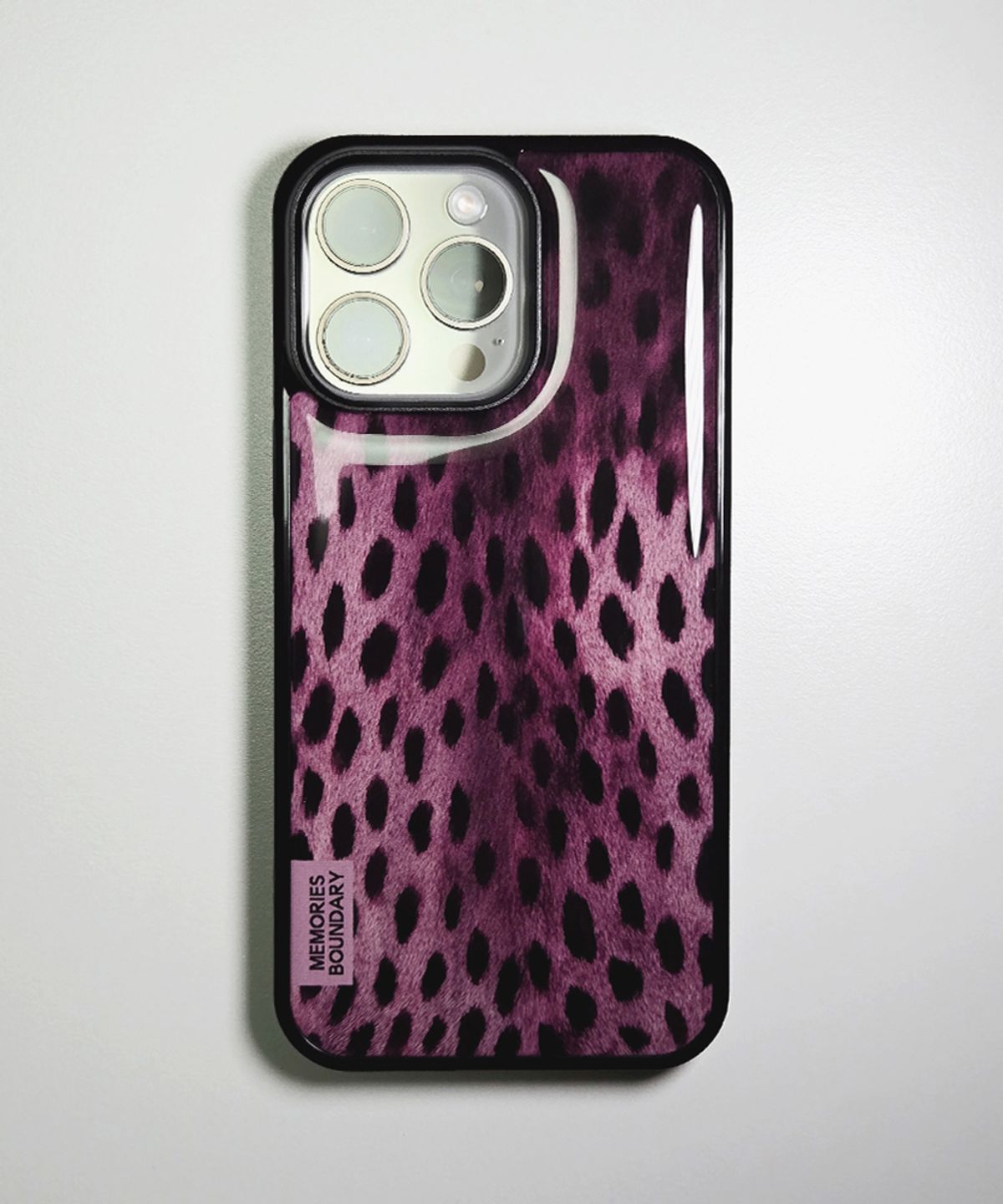 메모리즈바운더리(MEMORIESBOUNDARY) Wild Luxe Leopard Phone Case Berry (BK_Epoxy/MagSafe Glass)