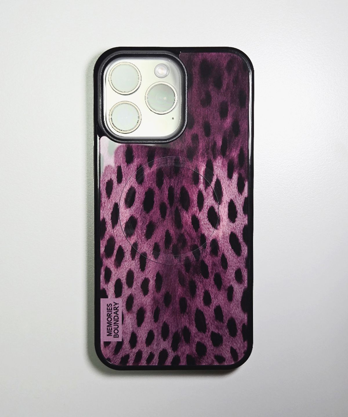메모리즈바운더리(MEMORIESBOUNDARY) Wild Luxe Leopard Phone Case Berry (BK_Epoxy/MagSafe Glass)