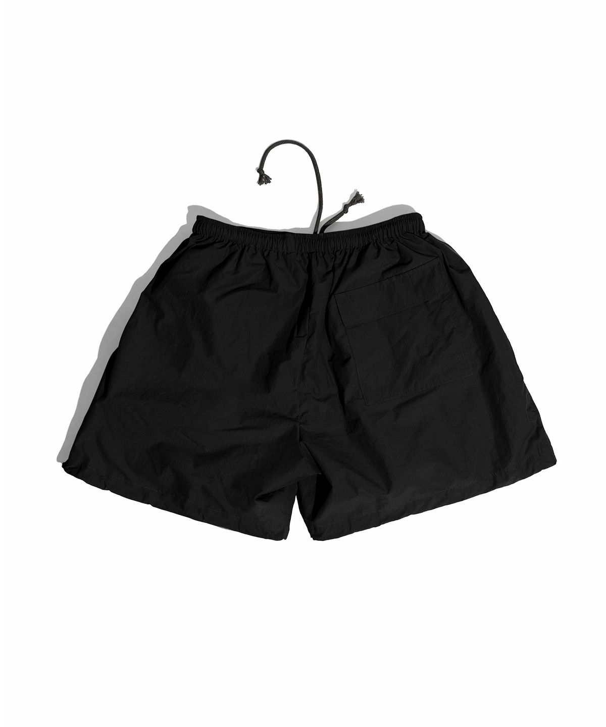 와일(WHILE) 스트링 투웨이 클라이밍팬츠 여름 등산복 반바지 (COAL BLACK)