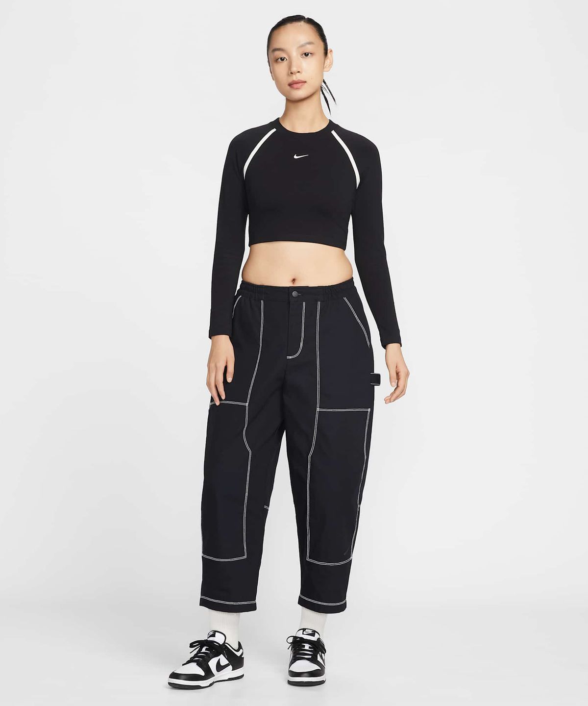 나이키(NIKE) 스포츠웨어 타이트 긴소매 크롭 탑 W - 블랙:초크 / IF0339-010