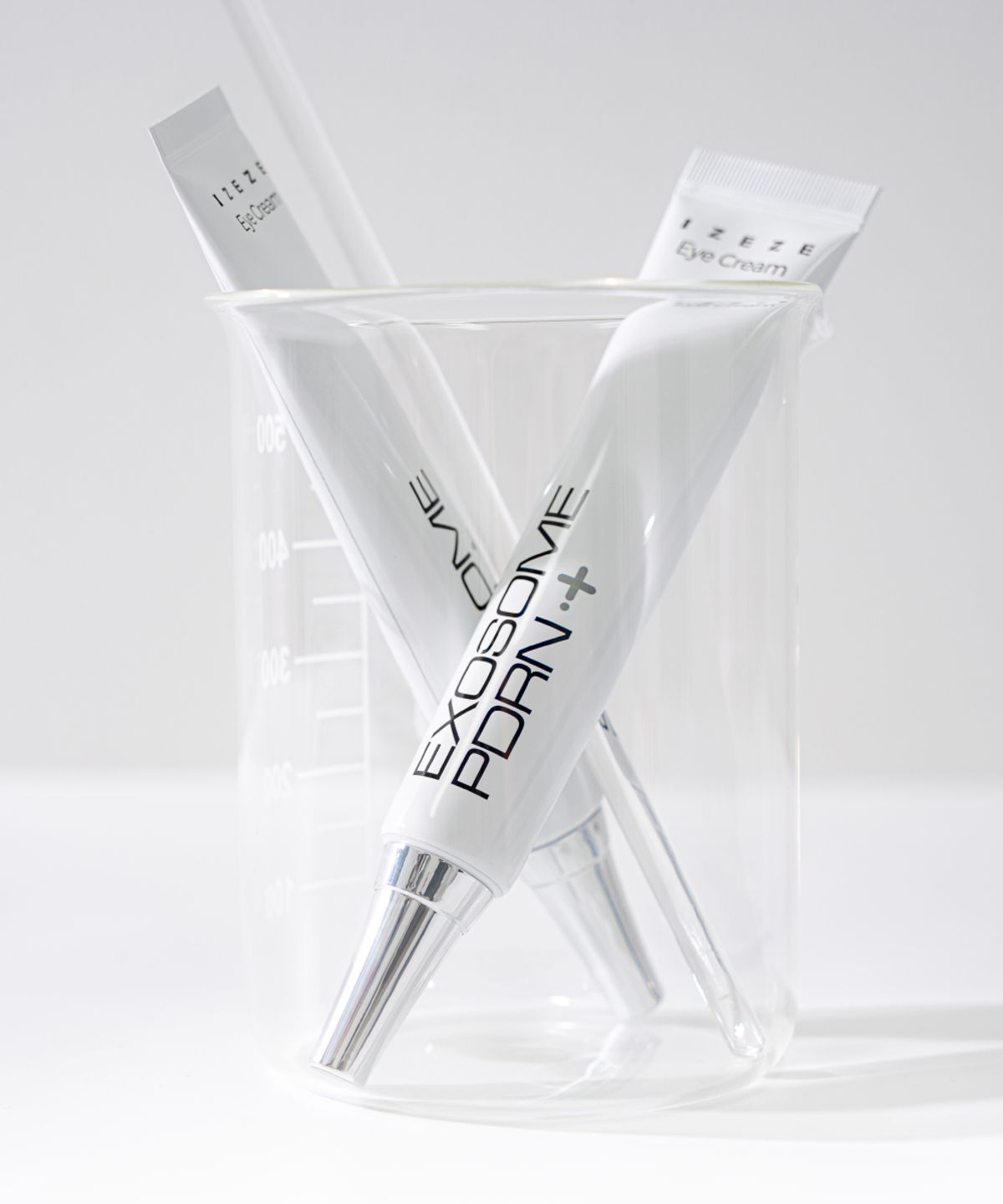 아이제제(IZEZE) 엑소좀 피디알엔 퍼밍 아이크림 30ml
