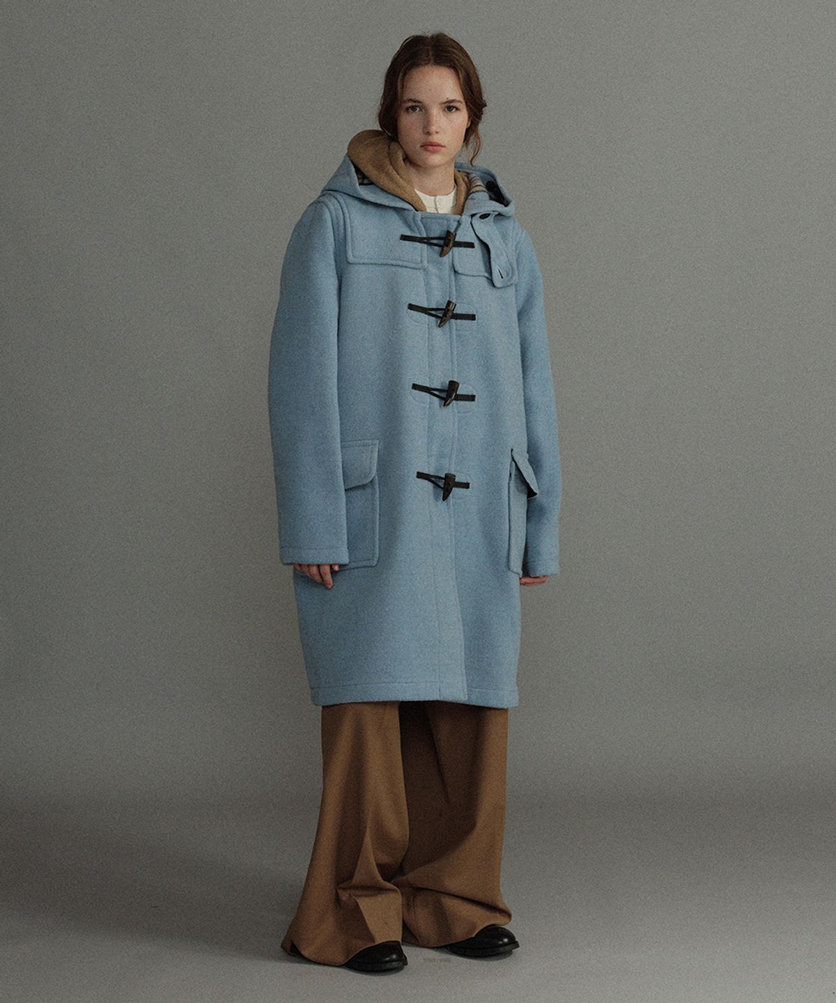 몽고메리(MONTGOMERY) WOMENS CLASSIC FIT DUFFLE COAT WITH HORN - BABY BLUE