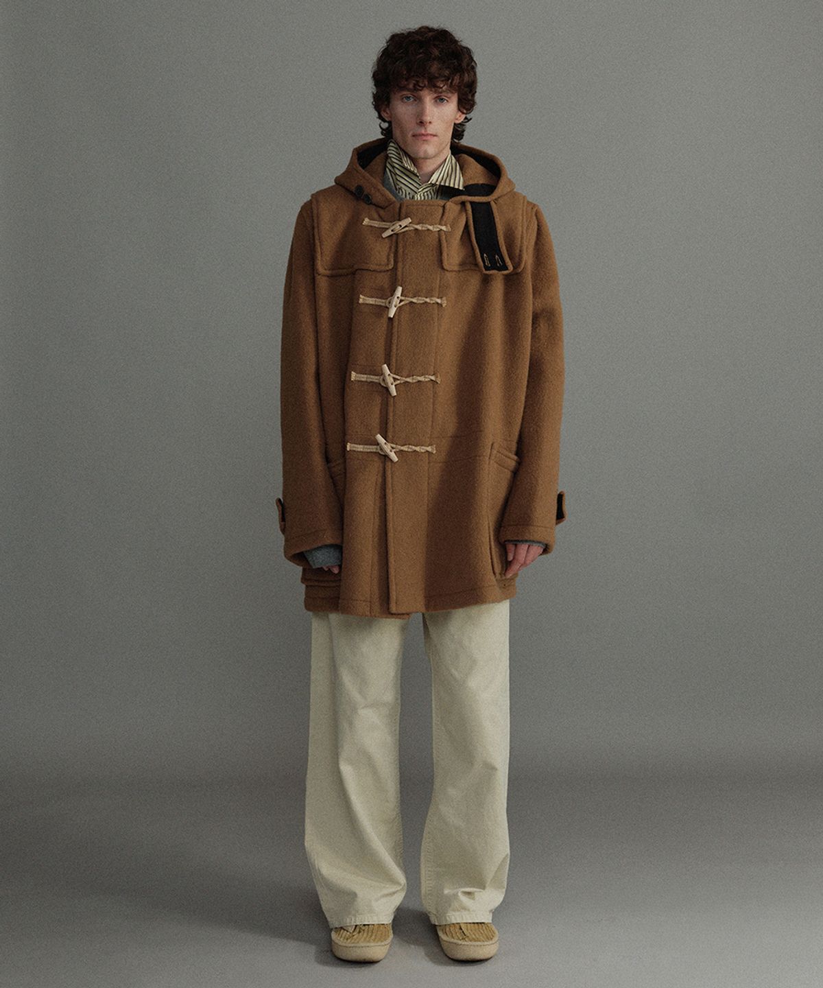 몽고메리(MONTGOMERY) SHORT ORIGINAL DUFFLE COAT WITH WOODEN - CAMEL