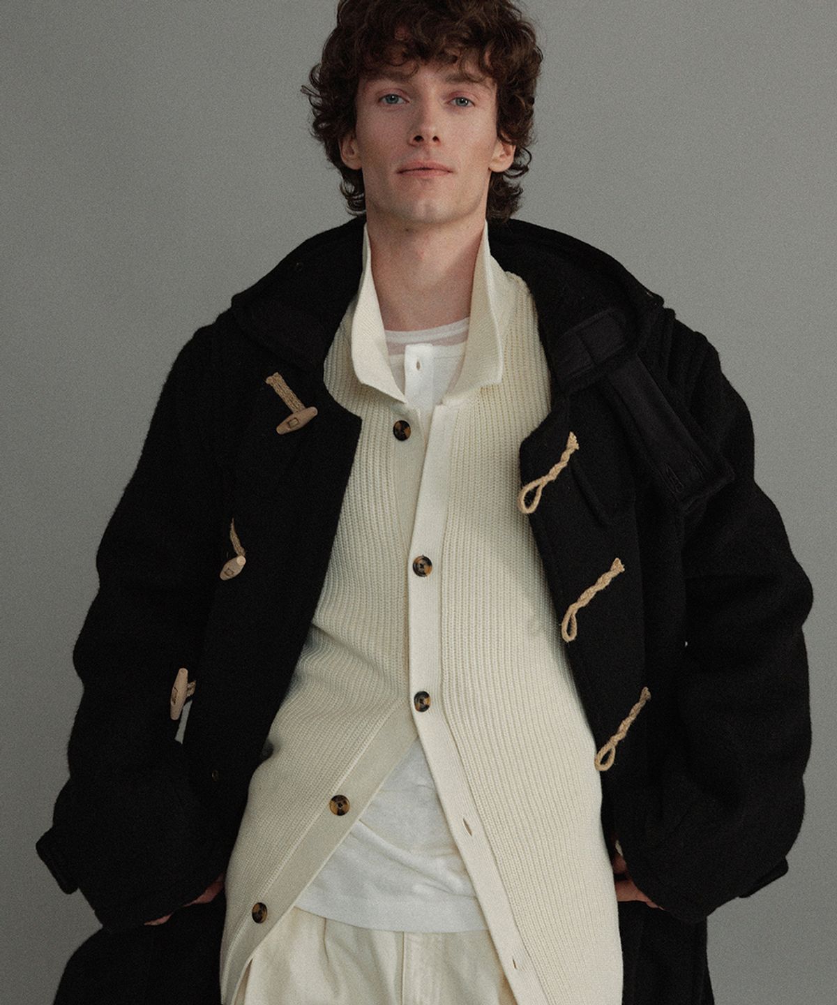 몽고메리(MONTGOMERY) LONG ORIGINAL DUFFLE COAT WITH WOODEN - BLACK