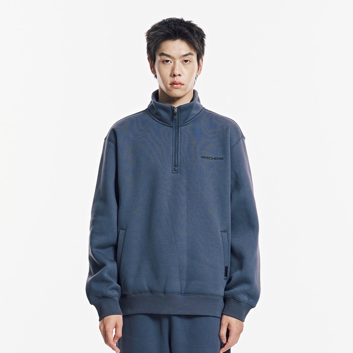 스케쳐스(SKECHERS) 남성 사각기모 배색 하프 반집업 풀오버_SL3MTCFW012