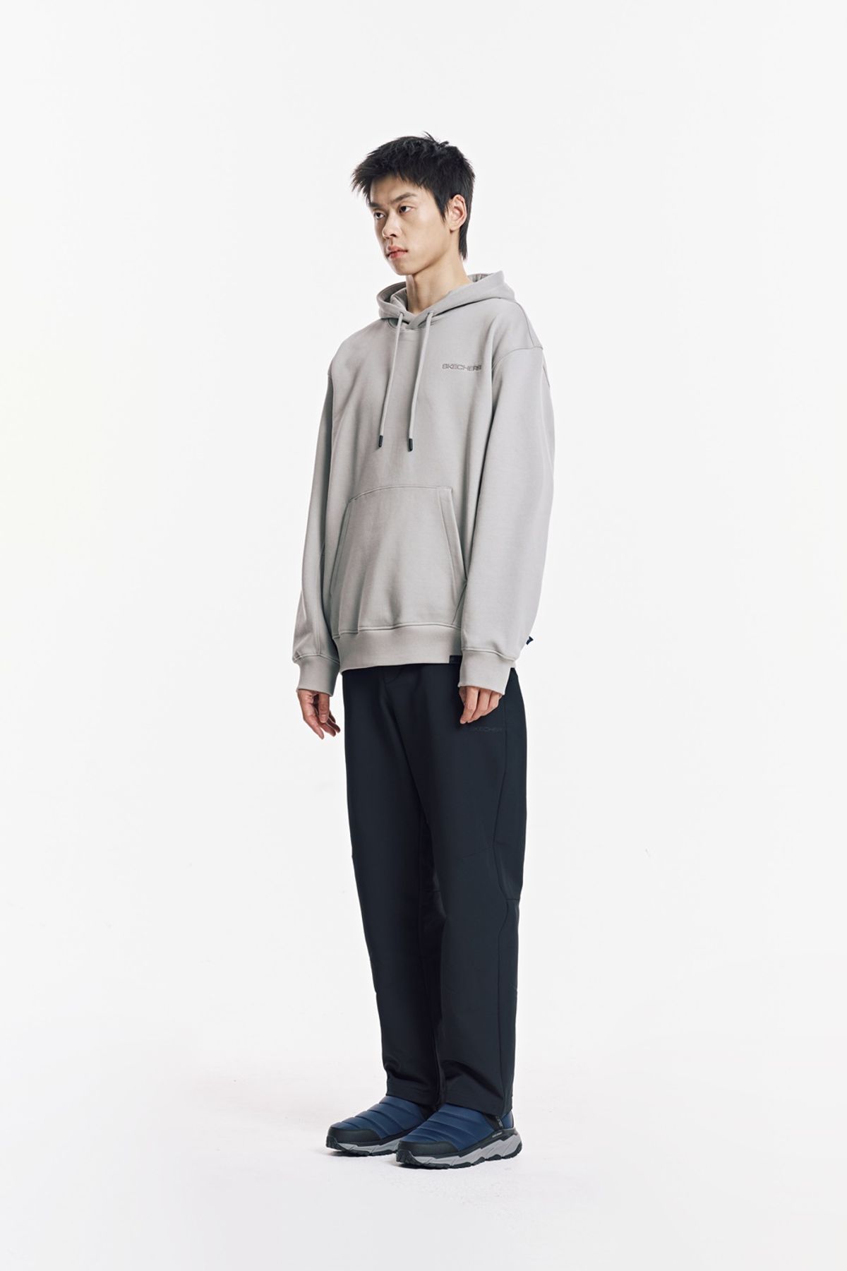 스케쳐스(SKECHERS) 남성 기모 베이직 후드 티셔츠_SP3MTCFW031