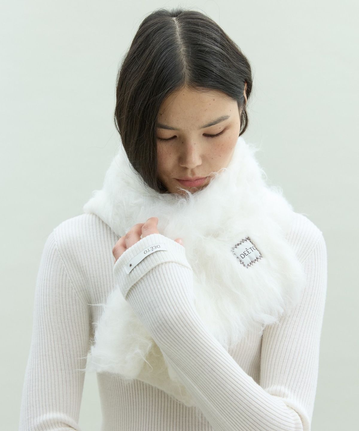 디에토(DEETO) Brushed Muffler [WHITE]
