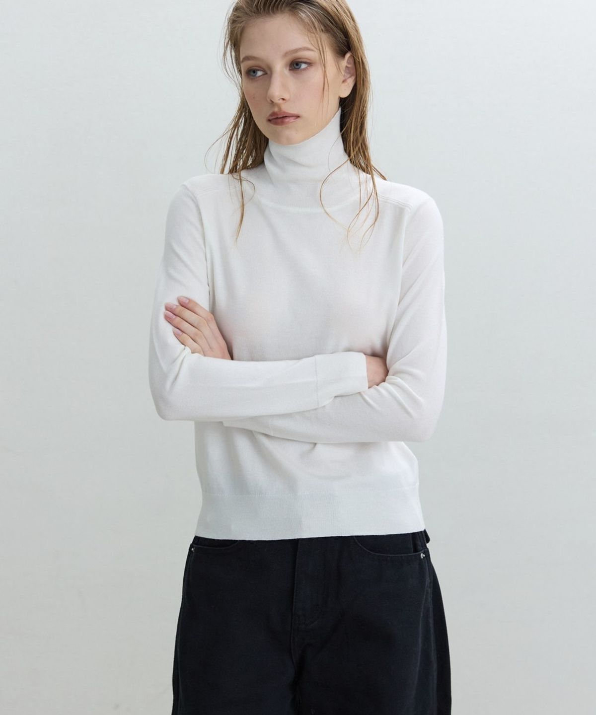 디에토(DEETO) Basic Thin Turtleneck [IVORY]