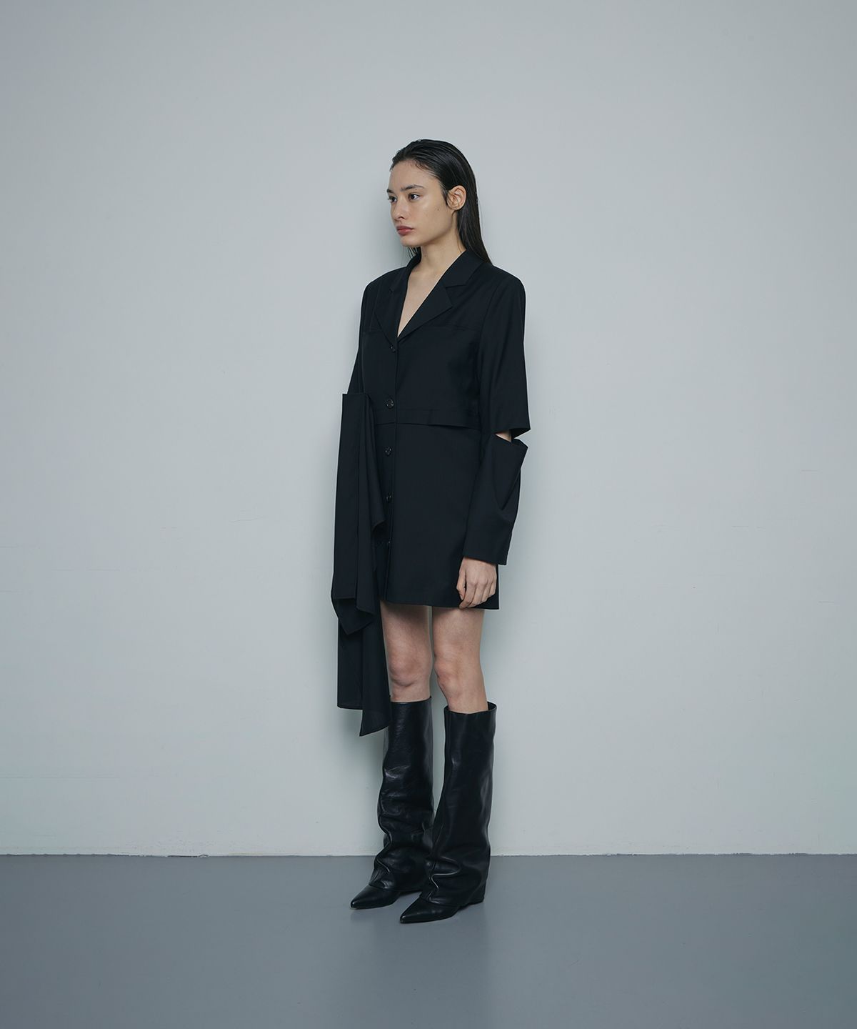 우부아(OEUVA) 블랙 울 스카프 원피스 자켓