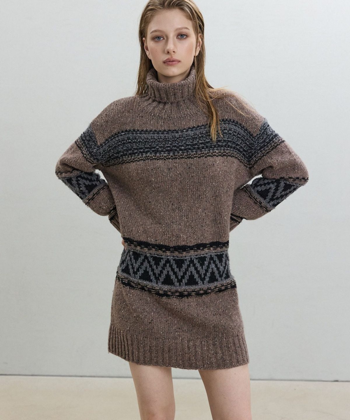 디에토(DEETO) Nordic Long Knit Pullover [BROWN]