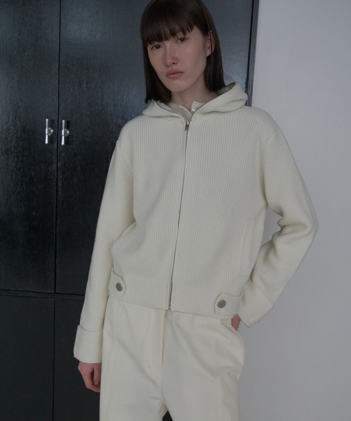 디에토(DEETO) Zip-Up Hoodie [IVORY]