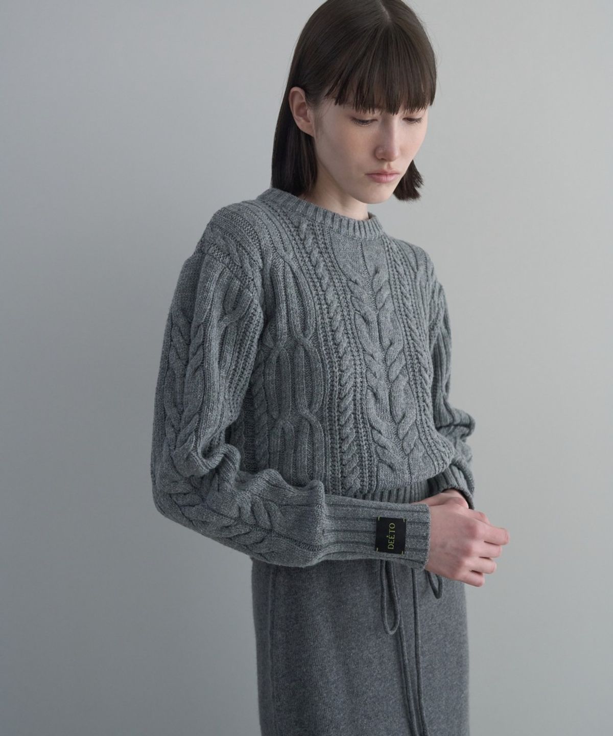 디에토(DEETO) Low Gauge Cable Pullover [GREY]