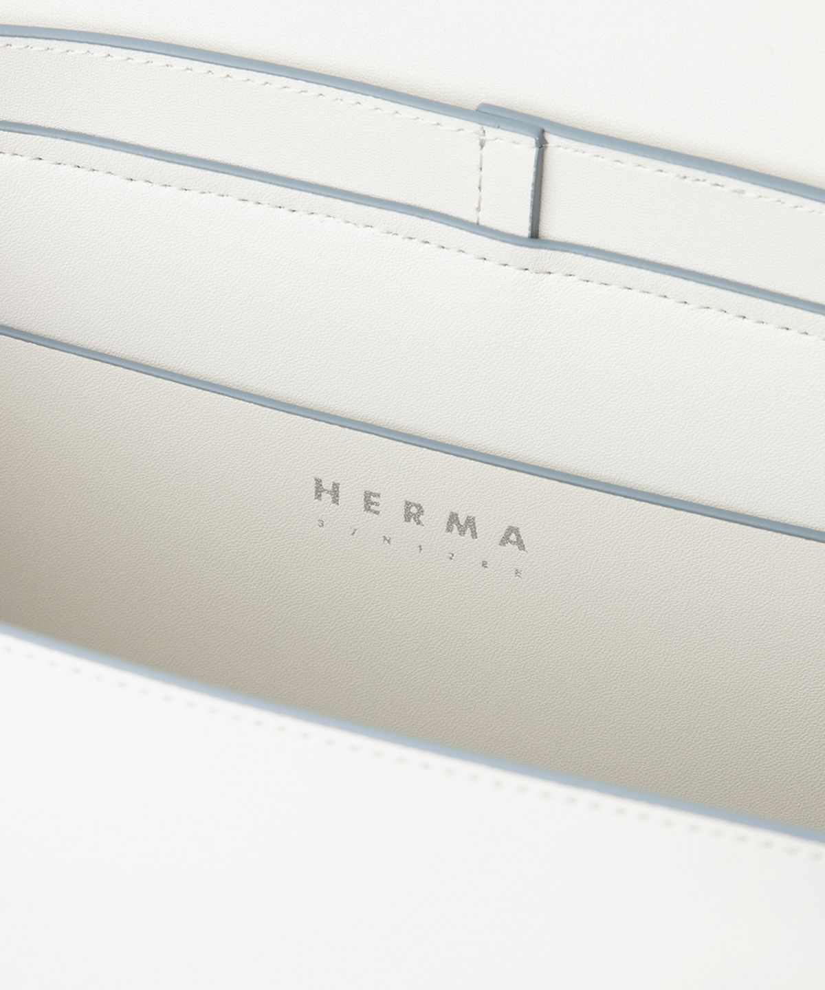 헤르마(HERMA) 일리 백팩 화이트 블루벨엣지