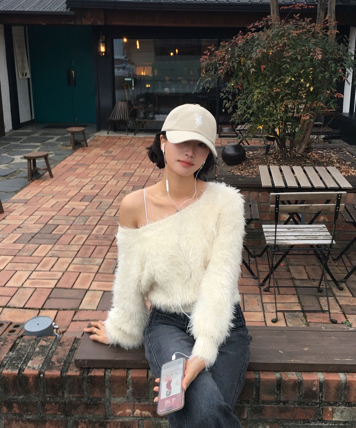 소이렌(SOYLEN) 세리프 레이어드 심볼 캡 (머디 베이지)