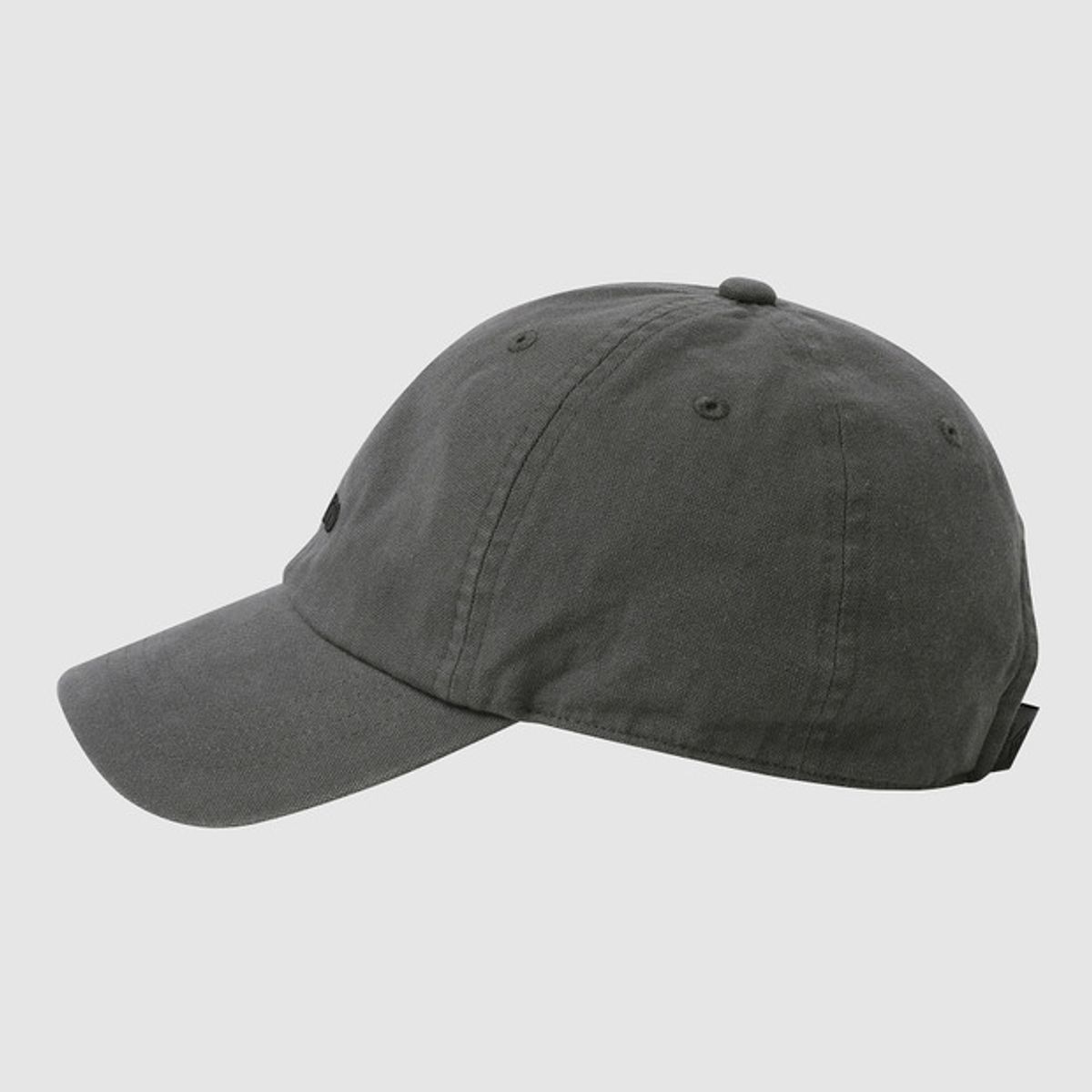 엄브로(UMBRO) 라운드 레터 볼캡 차콜 UR122CCP15