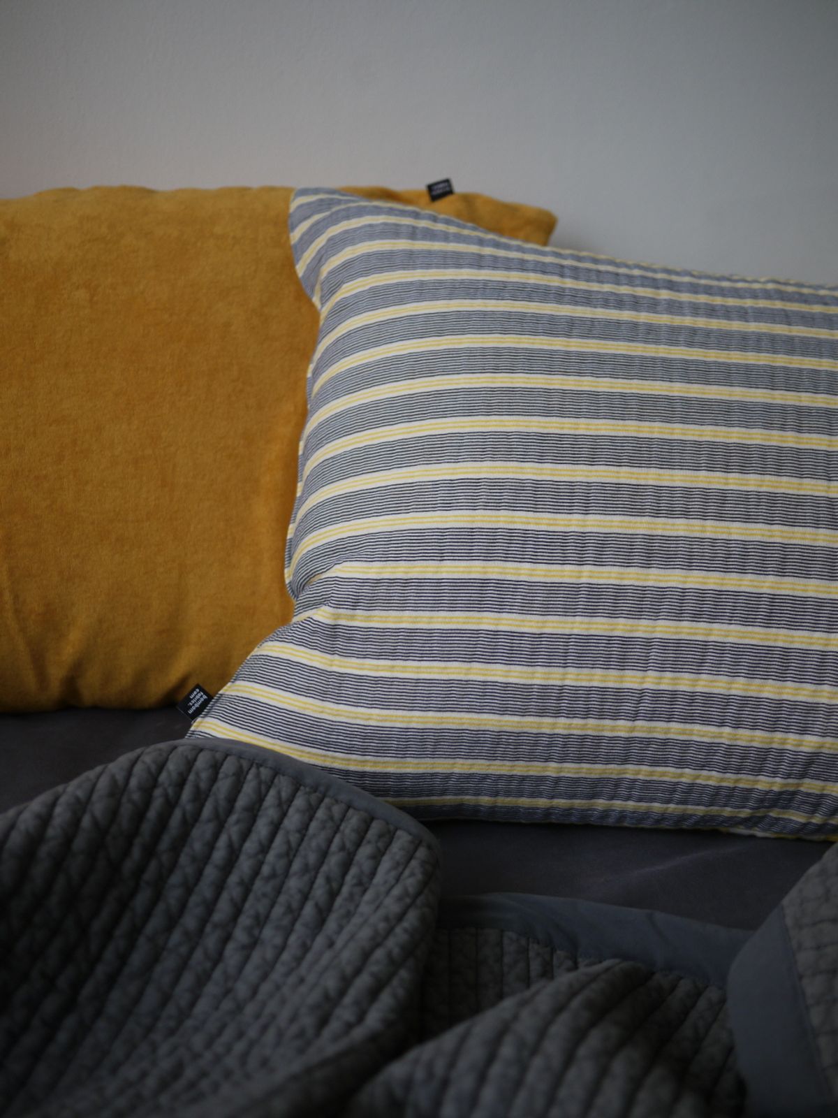 봄봄패브릭스(BOMBOM FABRICS) onion + stripe gauze pillow case / 2color, 3size