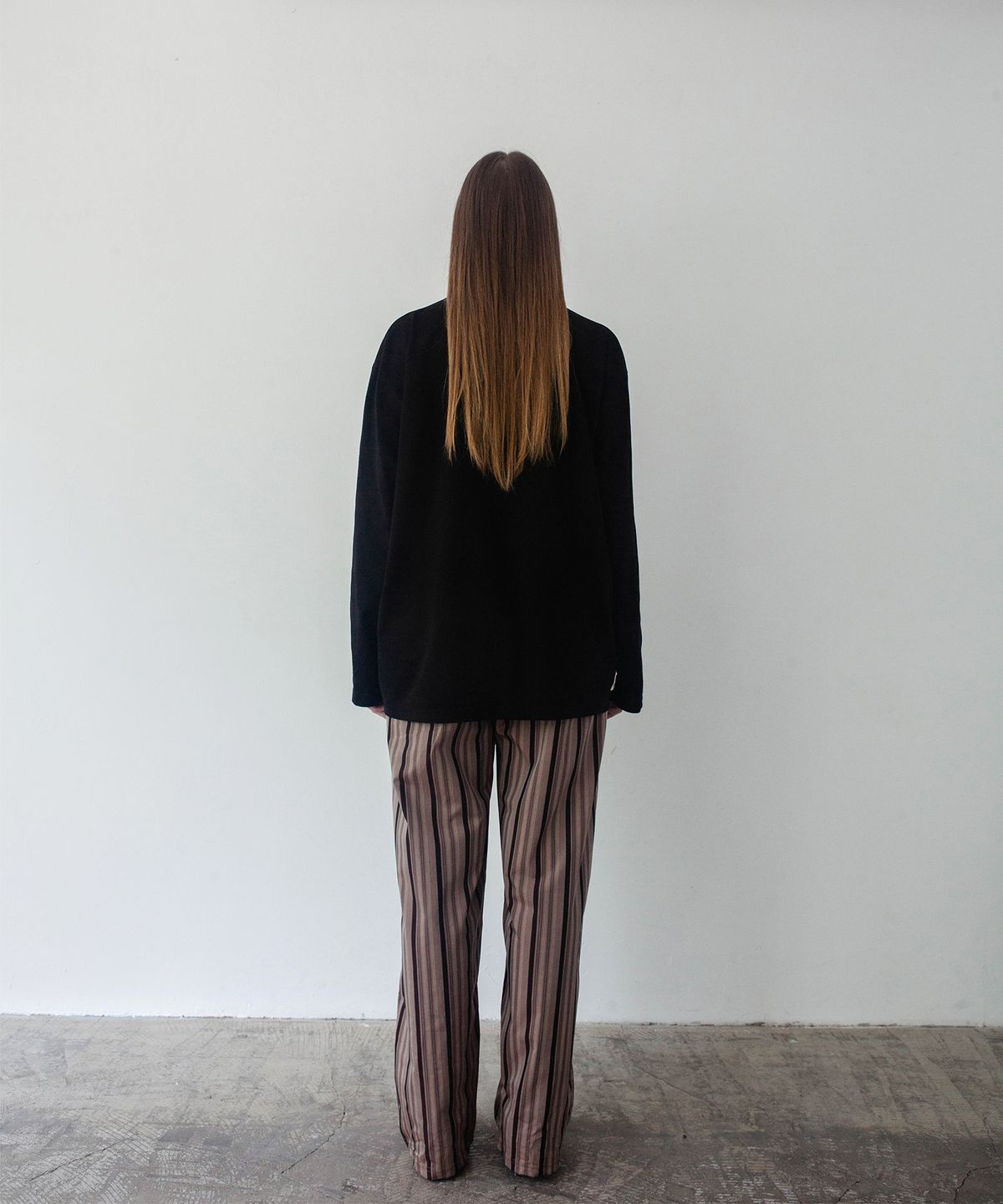 온유어오운(ONYOUROWN) BROWN STRIPED TROUSERS