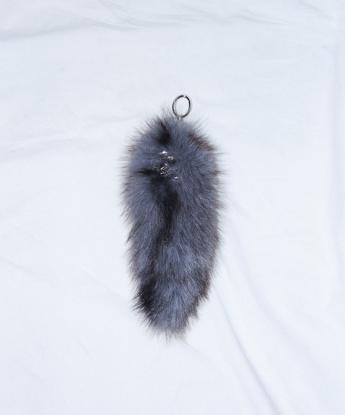 체리퀴리(CHERRYQUIRI) chubby fur tail keyring - deep blue