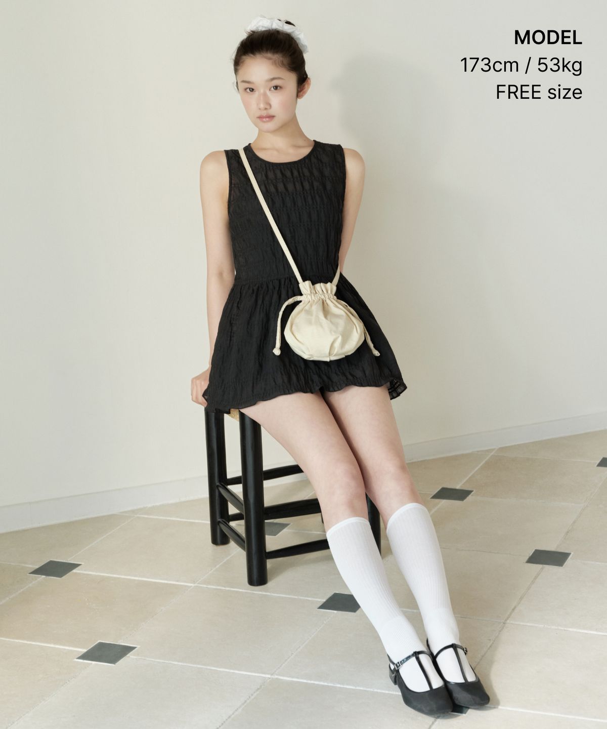 무신사 스탠다드 우먼(MUSINSA STANDARD WOMAN) 우먼즈 브라이트 미니 파우치백 [에그렛]