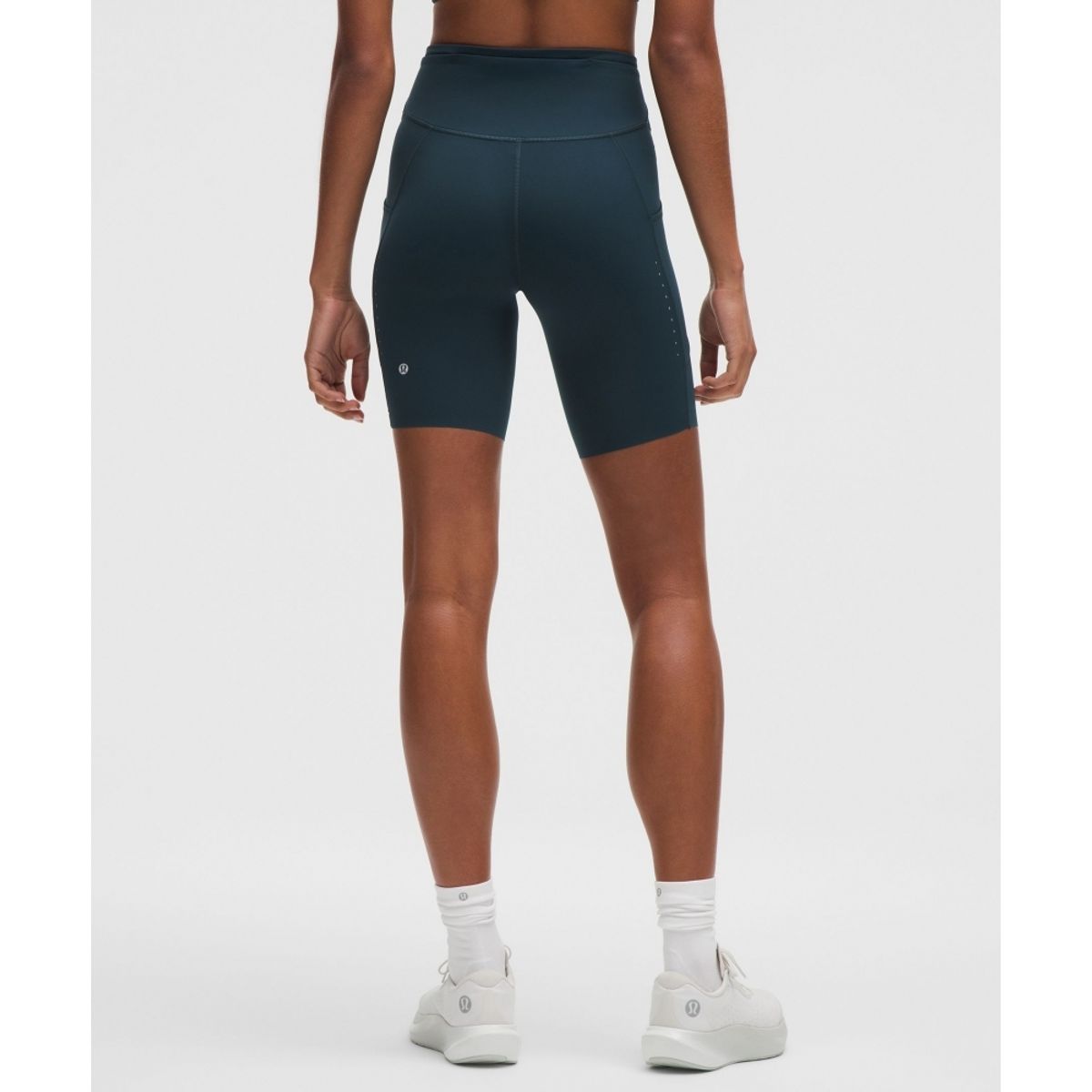 룰루레몬(LULULEMON) 패스트 앤 프리 하이라이즈 쇼츠 8inch *5 포켓  INCB