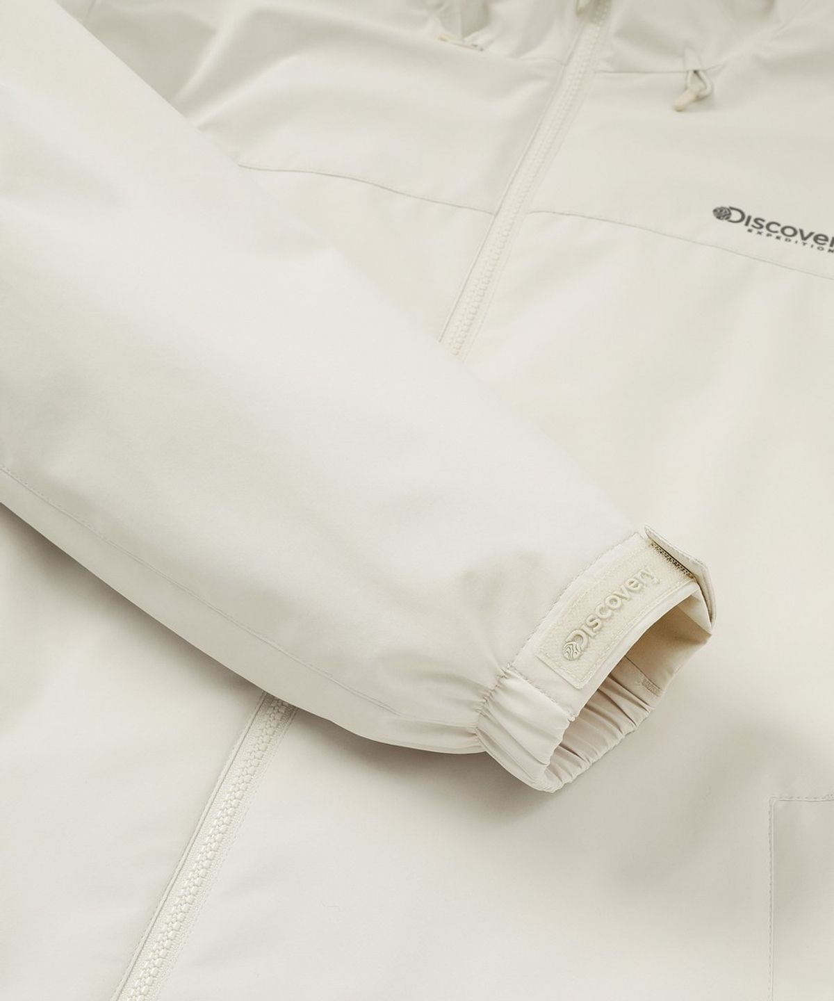 디스커버리 익스페디션(DISCOVERY EXPEDITION) 남성 베르텍스 3L 반슬리 자켓 (D/IVORY)