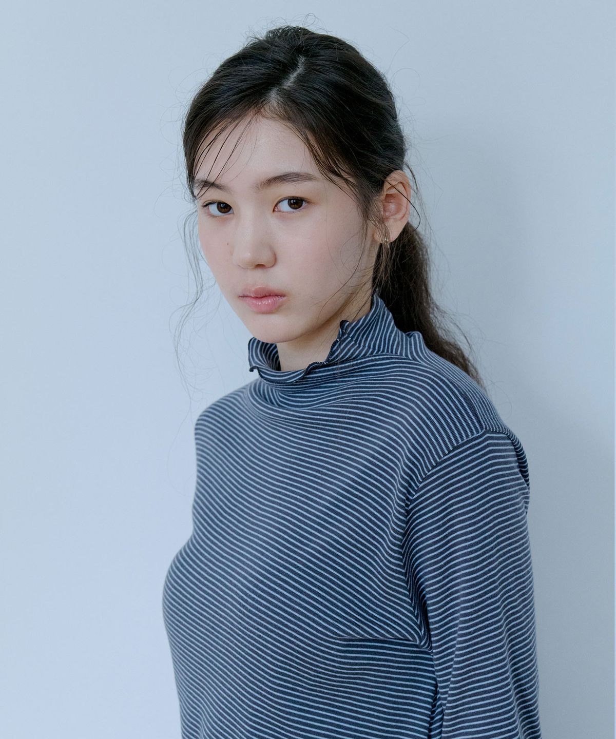 그라스플랜(GRASPLAN) Stripe Turtleneck T-shirt_Gray Skyblue