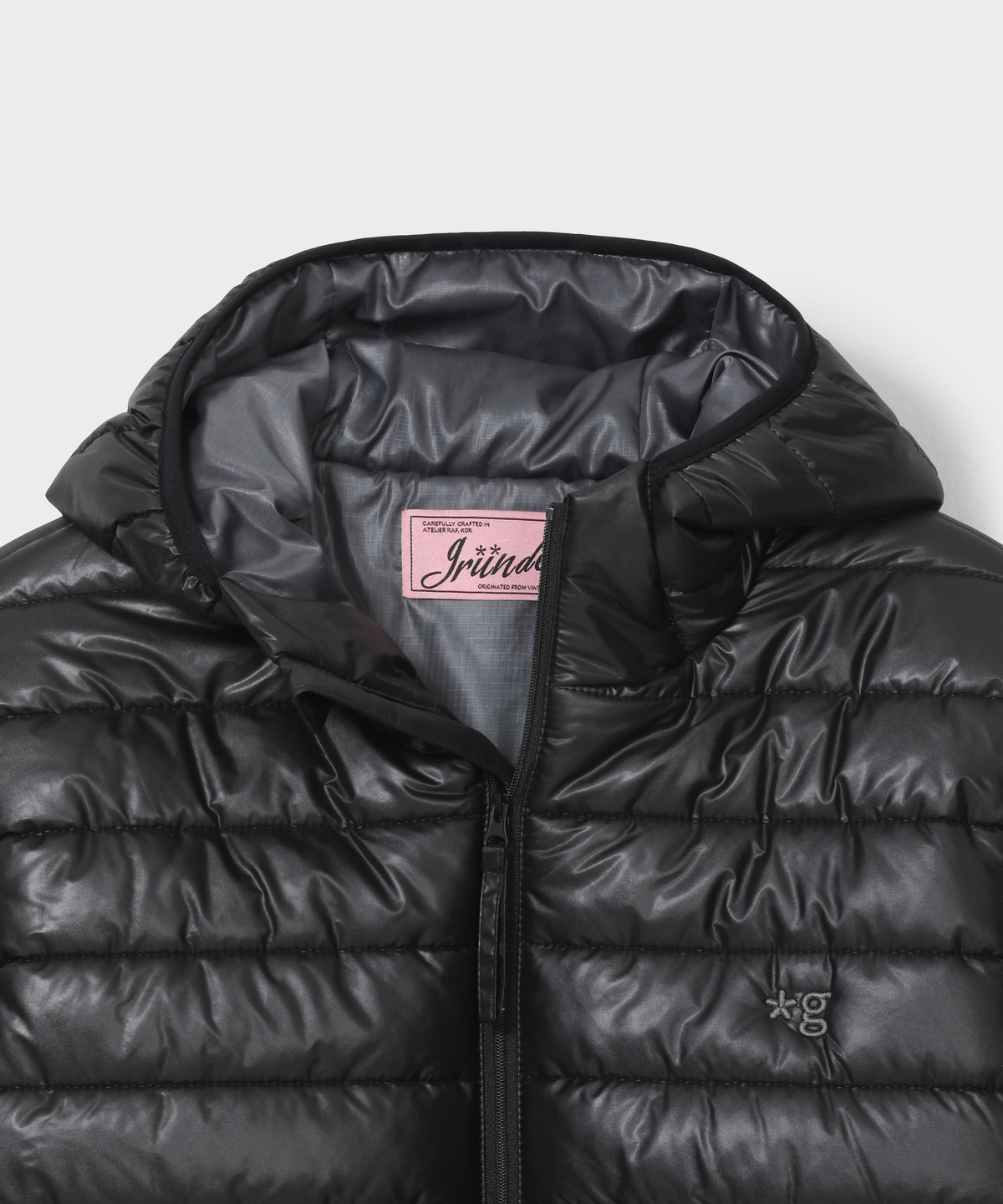 글런든(GRUNDEN) 라이트 푸퍼 재킷 (BLACK)