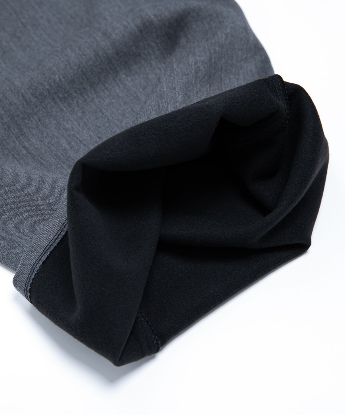 스트라이크(STRIKE) 모던 티알 릴랙스 트라우저 (DARK GREY)