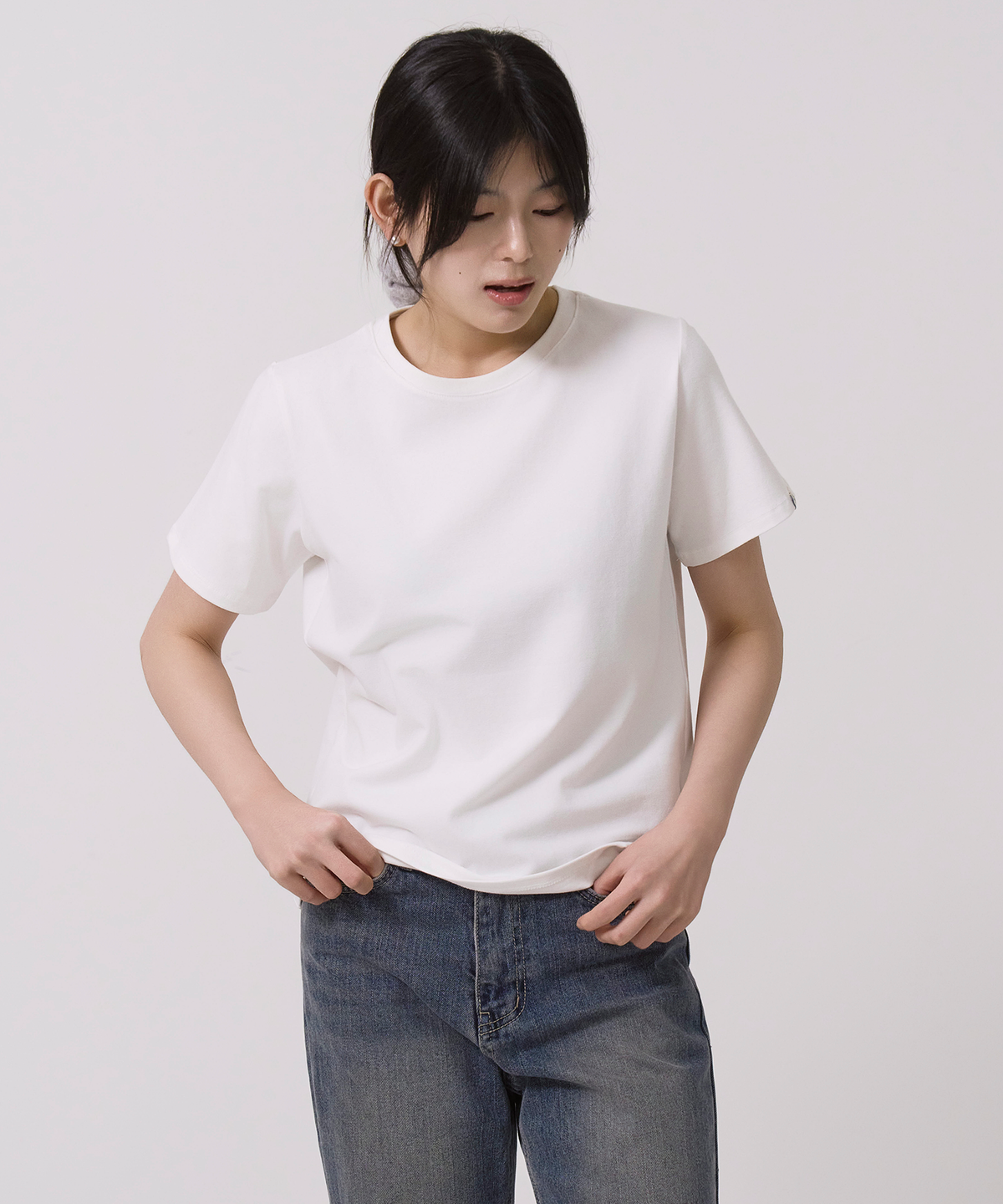 사유(SAYUU) 베이직 텐션 반팔 티셔츠 아이보리