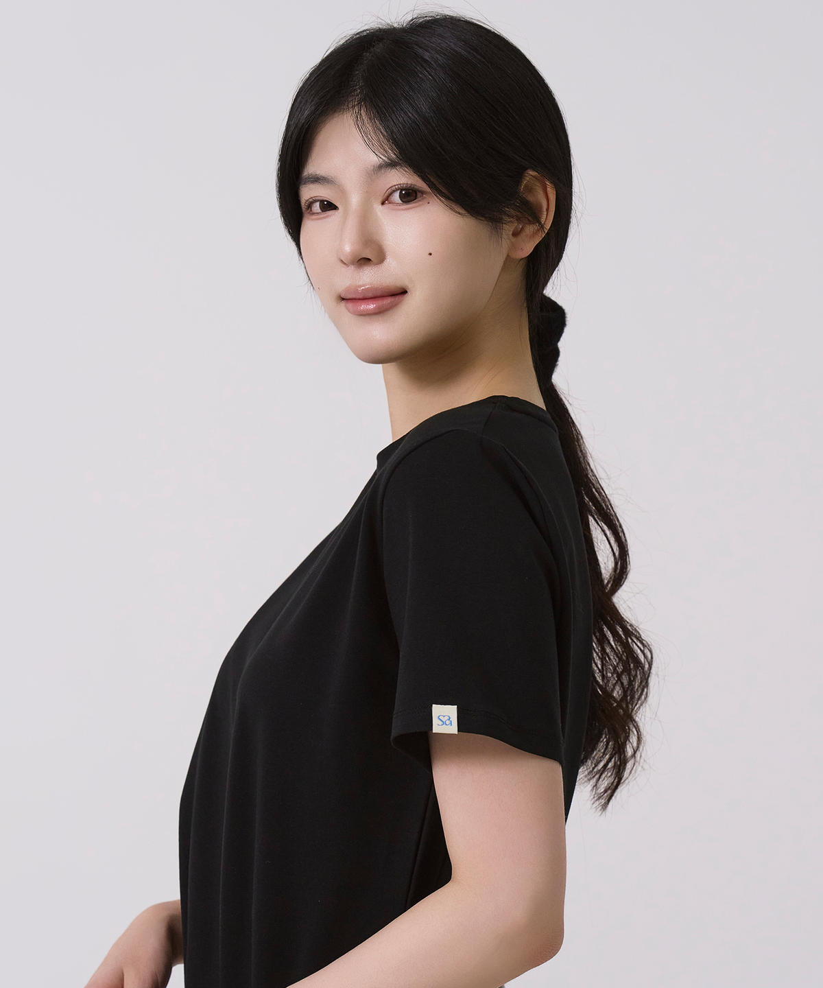 사유(SAYUU) 베이직 텐션 반팔 티셔츠 블랙