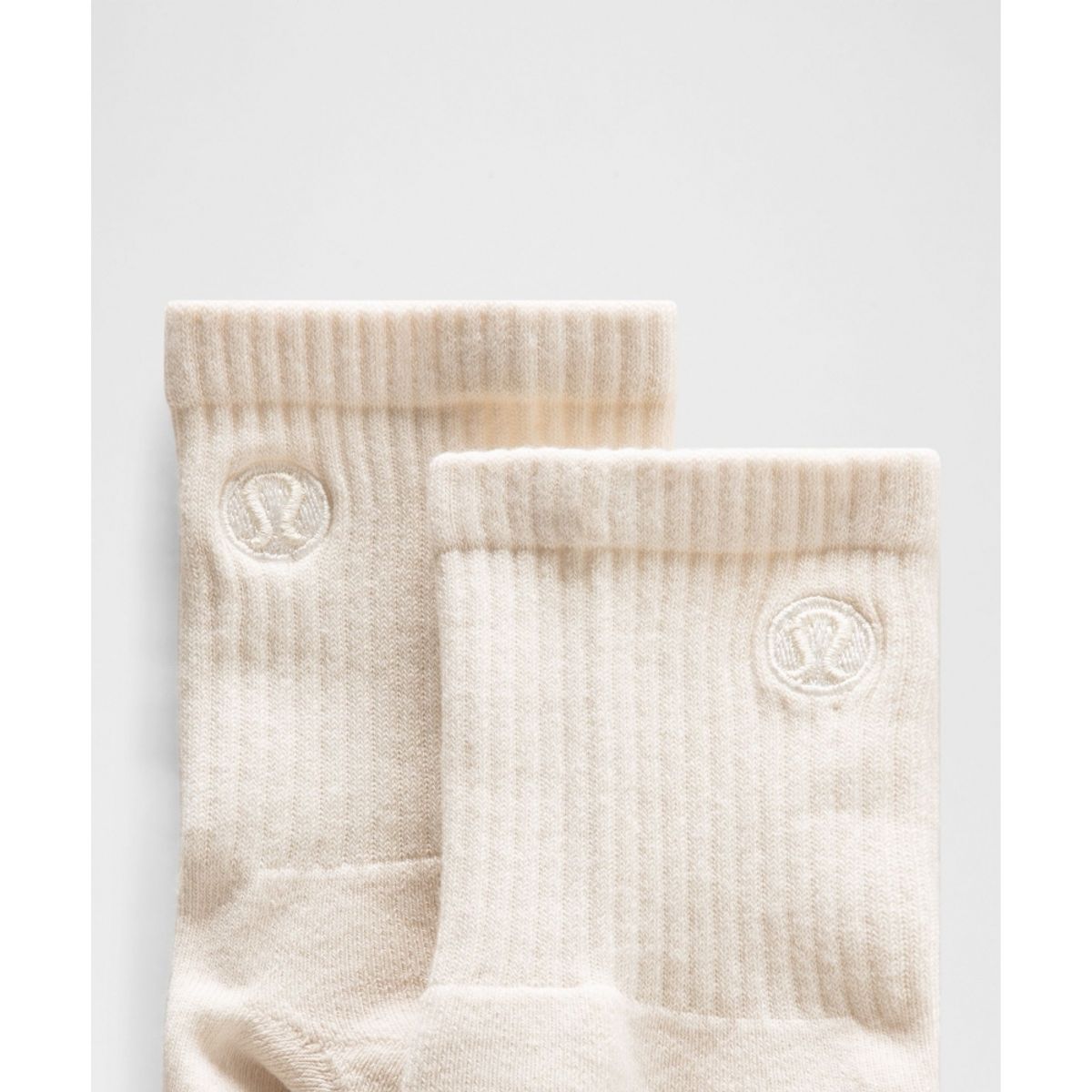 룰루레몬(LULULEMON) 유니섹스 데일리 에센셜 쿼터 삭스  LTIV