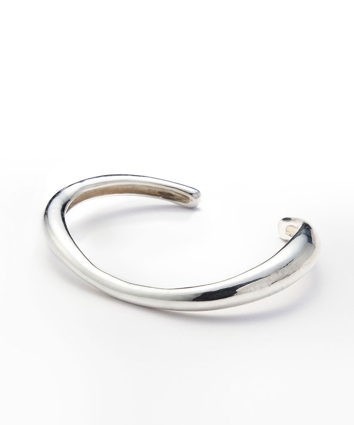 그라스마티네(GRASSE MATINEE) Curve Cuff Bracelet