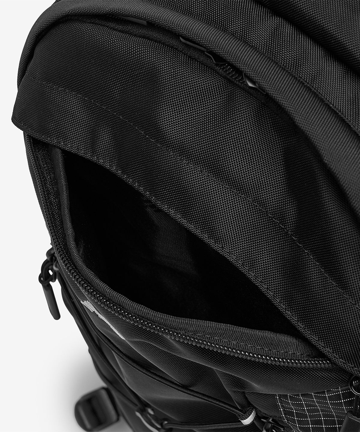 뉴발란스(NEW BALANCE) NBGCGSS106 / Trail Boost Backpack (BLACK)
