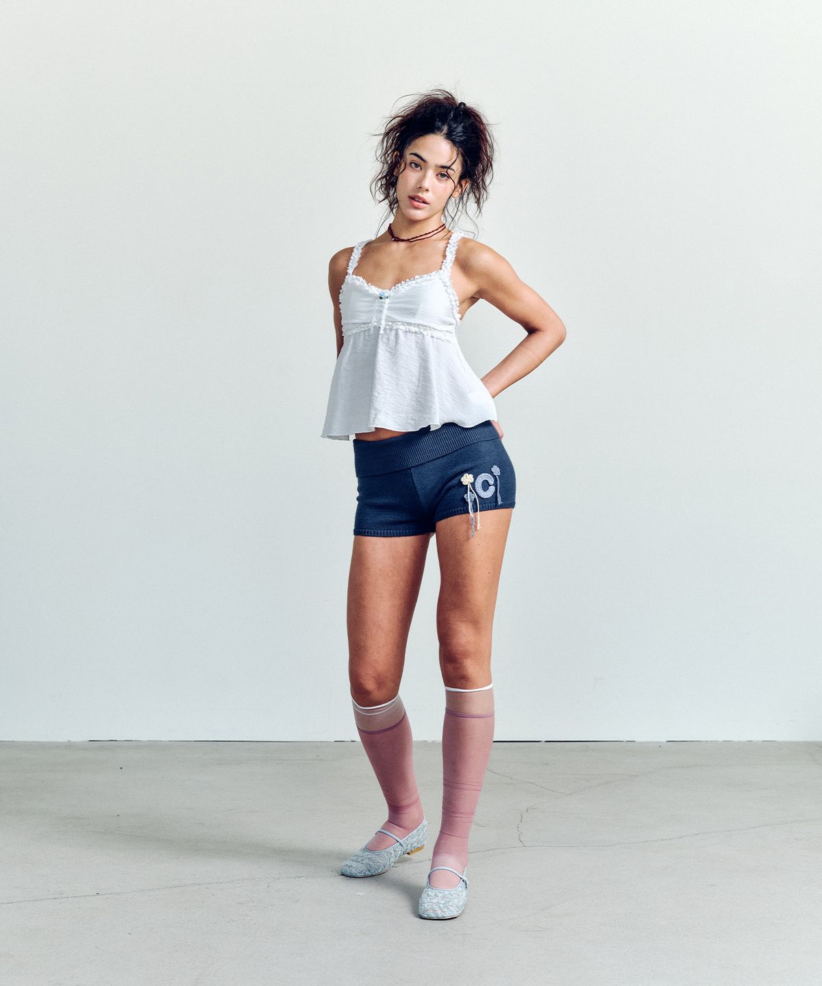 에즈이프 캘리(ASIF CALIE) CROSHET MOTIF KNIT SHORTS DARK NAVY