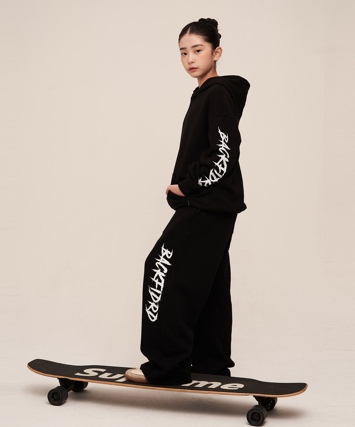 엘리메노영스터(ELIMENOYOUNGSTER) EY 파이어드 키즈 스웻 팬츠 3Color