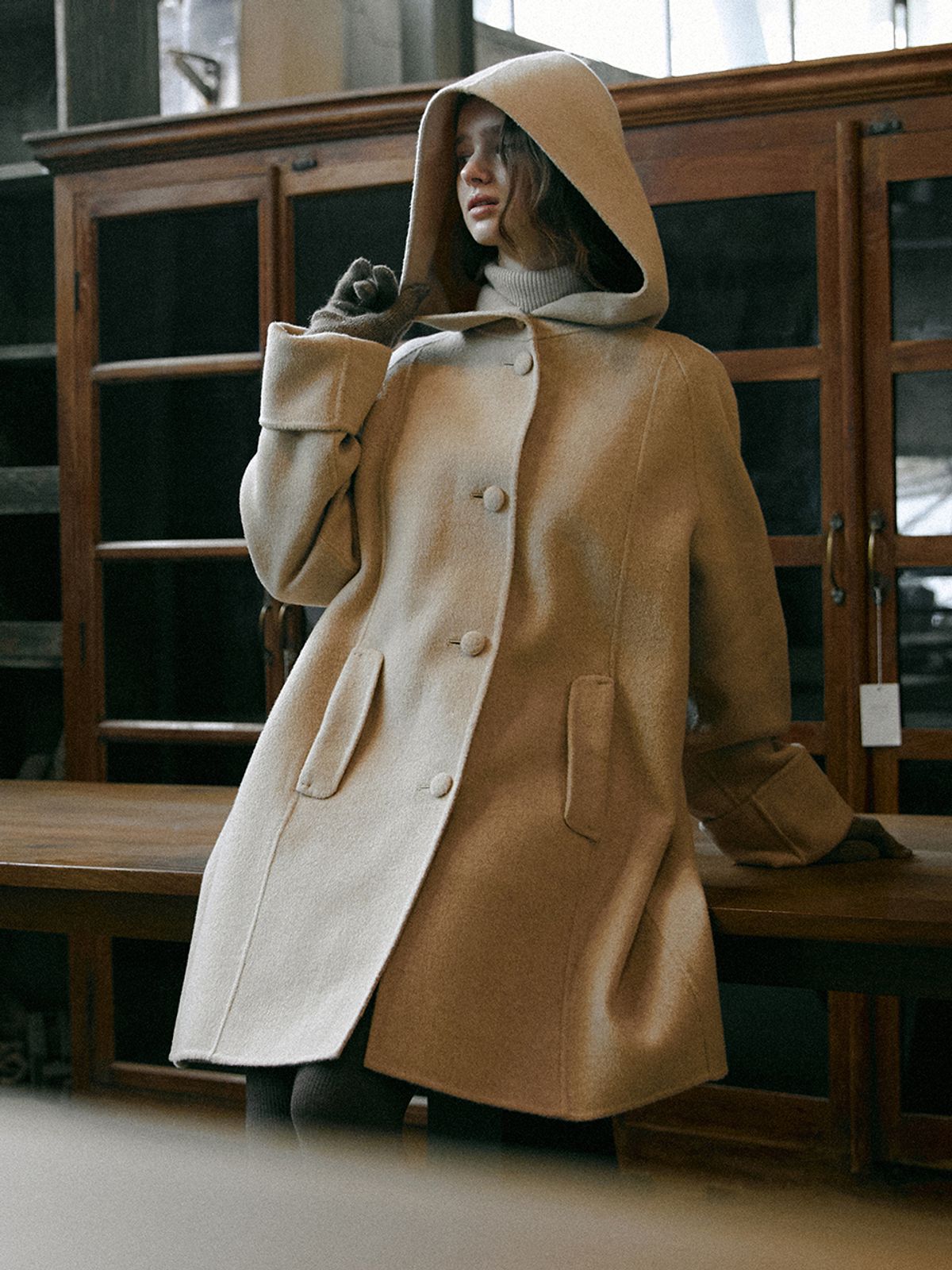 르니나(LENINA) VELOUR hoodie handmade half coat_BEIGE